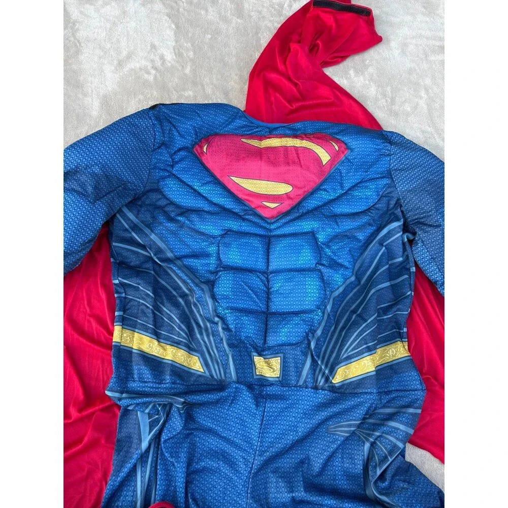Men’s standard size fits up to 44 Superman costume - Picture 3 of 5